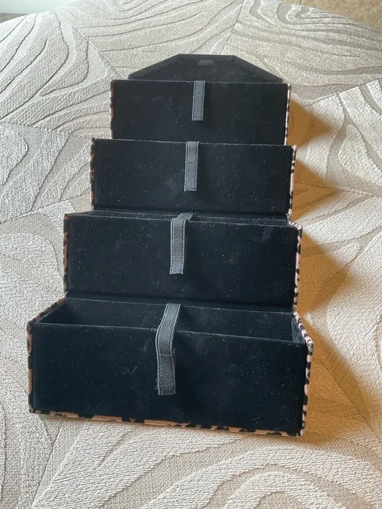 Charlotte Tilbury Black Velvet Travel Makeup Case with Leopard Trim - Picture 3 of 4